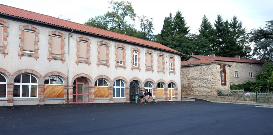 Une toute nouvelle cour pour la rentrée!